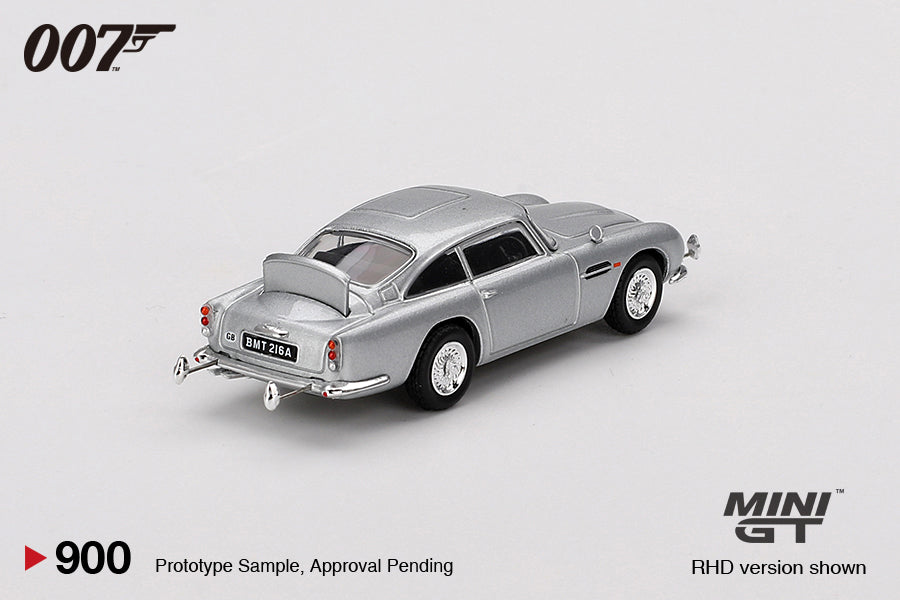 Mini GT 1/64 Aston Martin DB5 (#900)- Goldfinger (James Bond 007)
