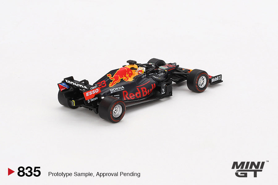 Mini GT 1/64 Red Bull RB16B #33 (#835) Max Verstappen - 2021 Abu Dhabi Grand Prix Winner
