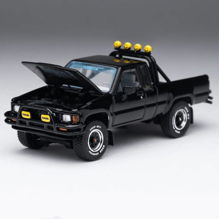 GDC 1/64 Toyota Hilux - Black (Diecast Talk Exclusive)