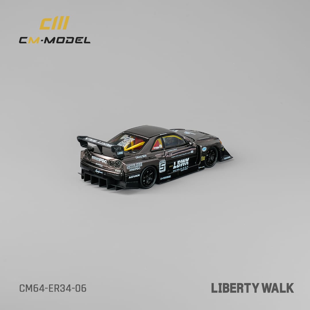 CM Model 1/64 LBWK Super Silhouette Nissan Skyline ER34 - Silver