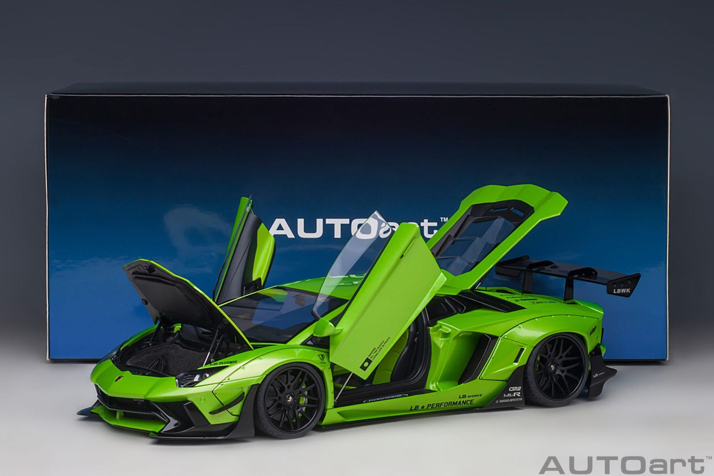 Auto Art 1/18 Lamborghini Aventador LB Works Limited Edition - Lime Green