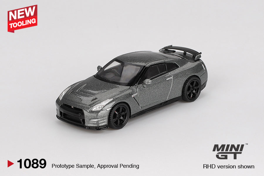 Mini GT 1/64 NISSAN GT-R 2013 (#1089) - Dark Metal Gray NISMO R35 CRS Versio)