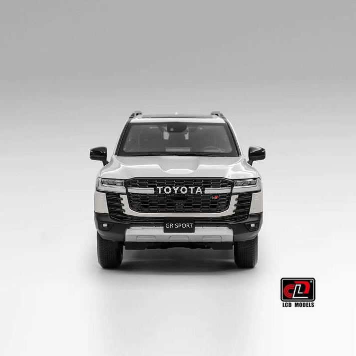 ⚠️ PRE ORDER ⚠️ LCD 1/18 Toyota Land Cruiser GR Sport - White