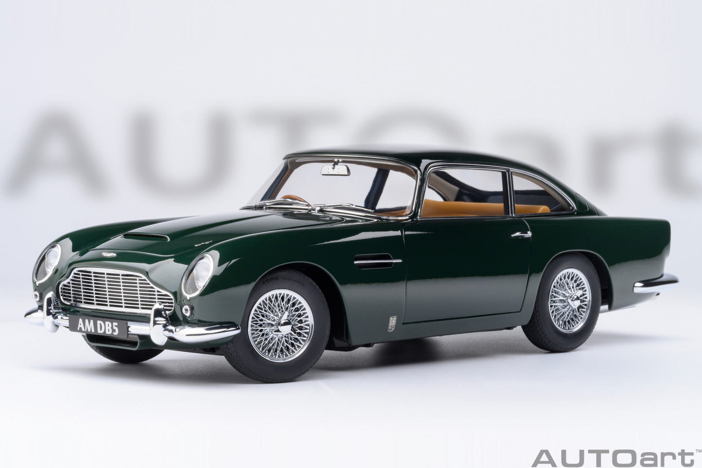 AutoArt 1/18 Aston Martin DB5 - British Racing Green