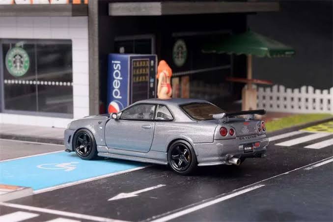 Motor Helix 1/64 Nissan Skyline GT-R (R34) Nismo CRS Version - Gun Metal