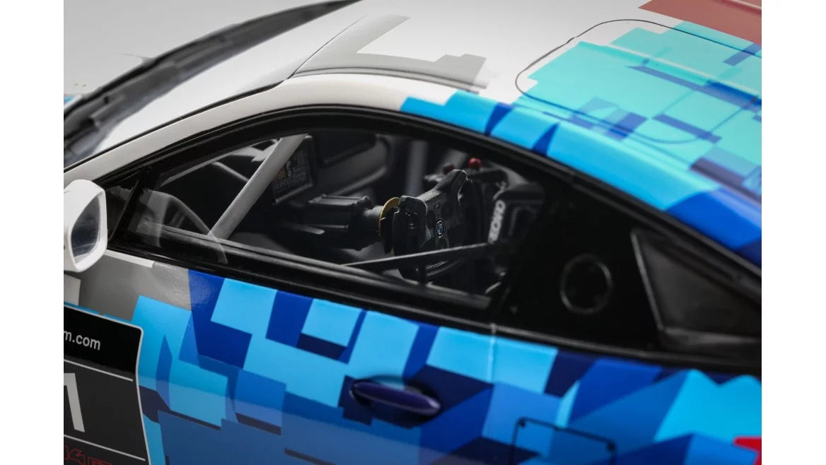 Otto 1/18 BMW M4 GT4 - M-Racing Livery