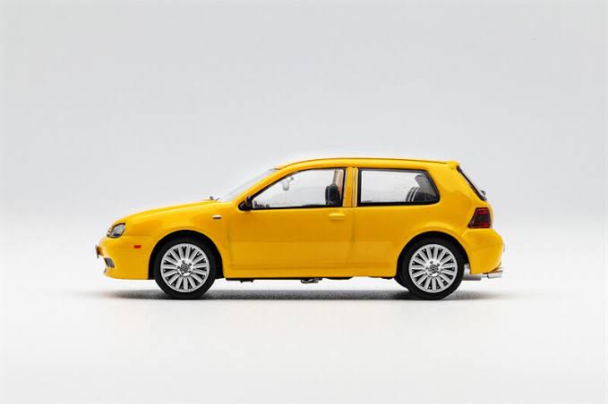 GCD Models 1/64 Volkswagen Golf MK4 GTI - Yellow